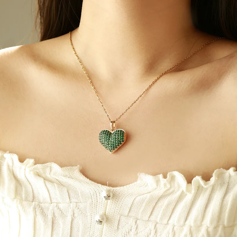 Luxury 24K 9999 Pure Gold Green Love Pendant Fashion European and American Style Micro-inlaid Necklace Pendant