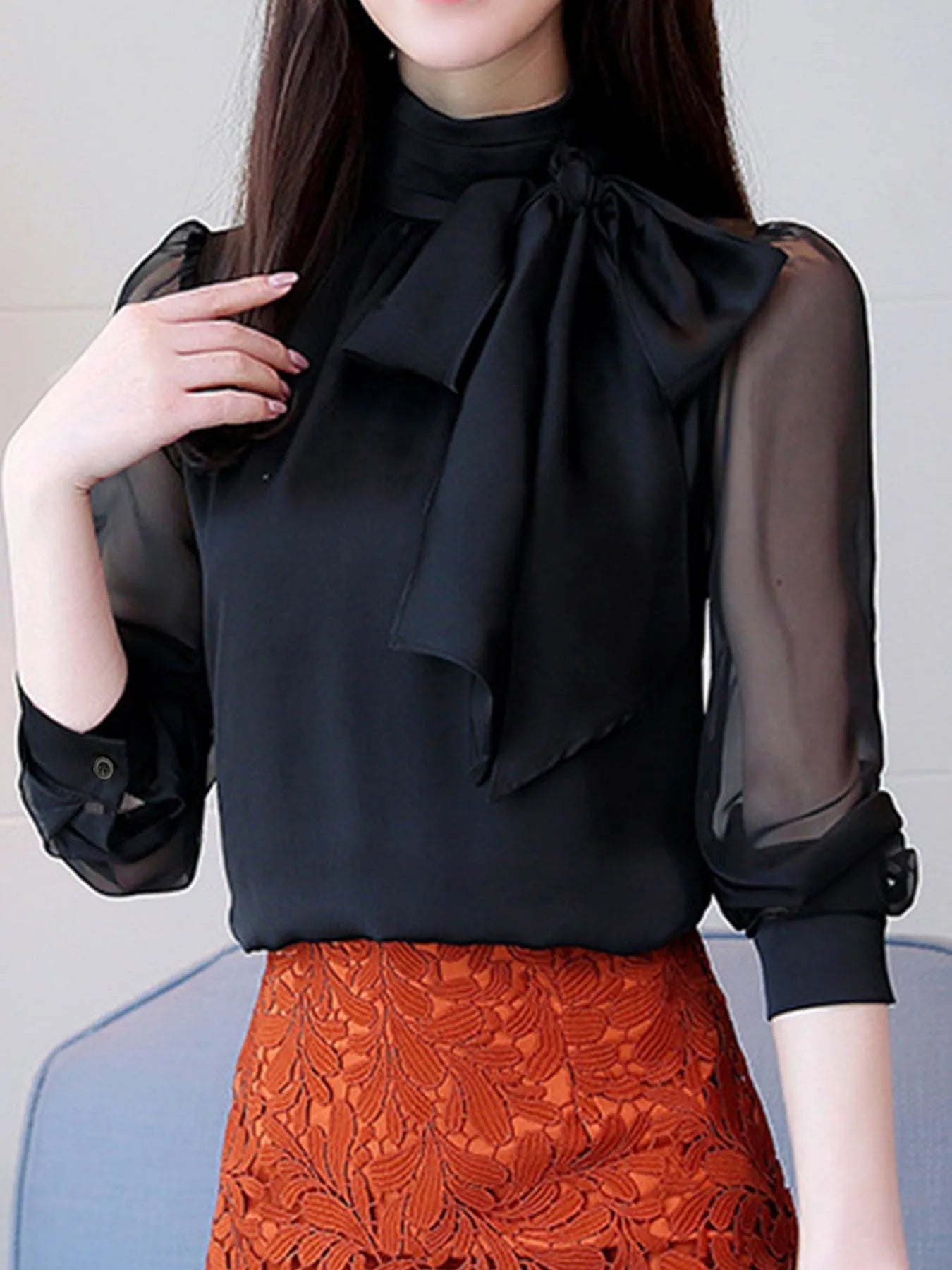 New Summer Fashion Tunic Women Blouse Shirts Long Sleeve Tie Bow Chiffon Turtleneck Formal Women White Black Shirts DF4905