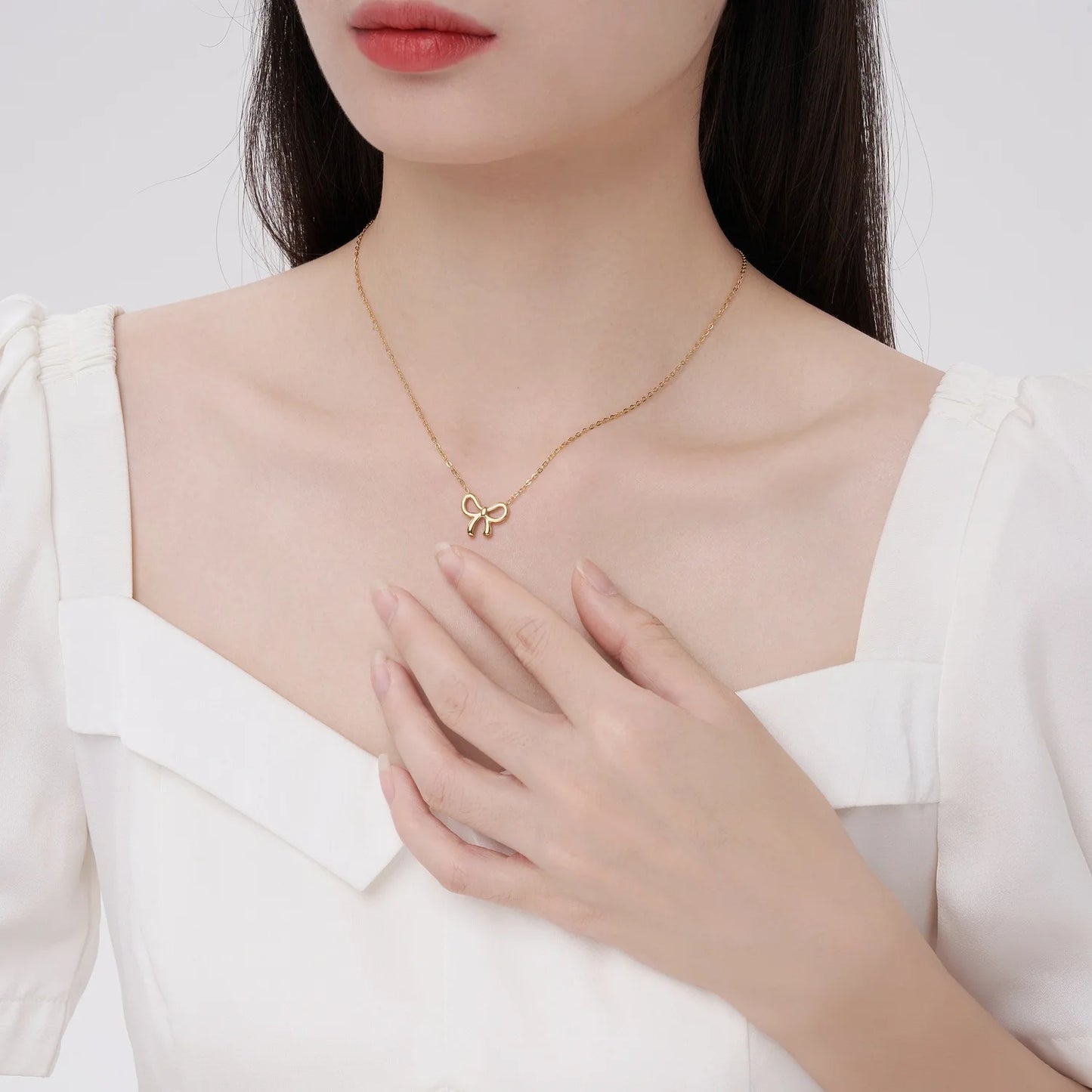 Punk Fashion Cute Small Tiny Bowknot Pendant Female Gold Color Stainless Steel 45cm Choker Chain Necklace For Women Jewelry Gift