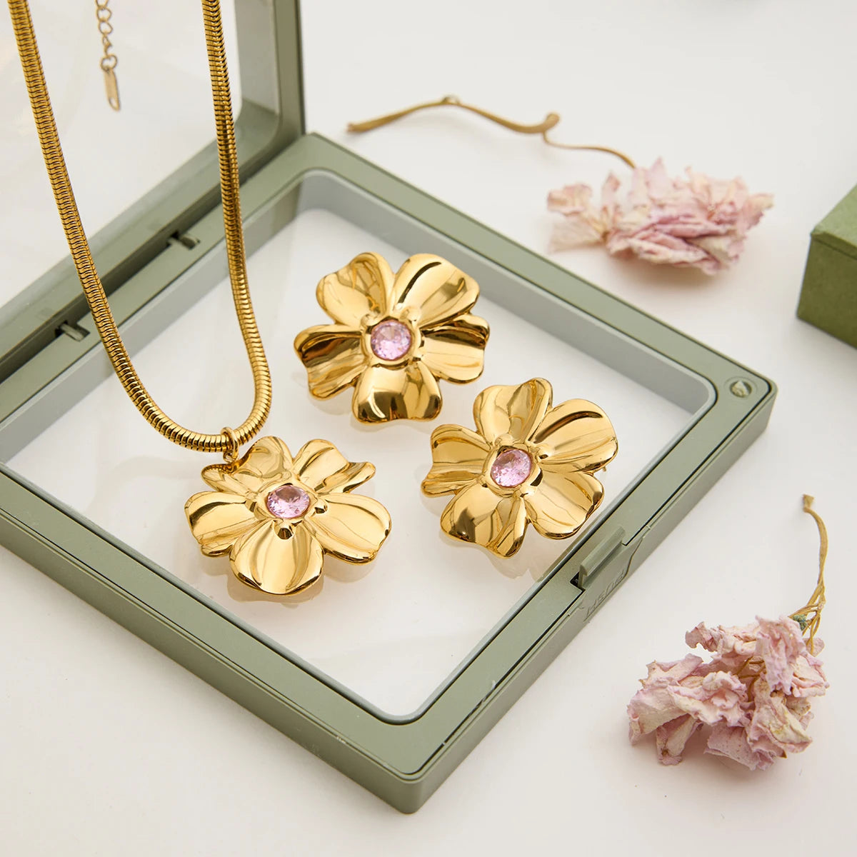 Zora Romantic Minimalist Pink Rhinestone Flower Pendant Necklace Earring 18K Gold Plated Stainless Steel Waterproof Girl Jewelry