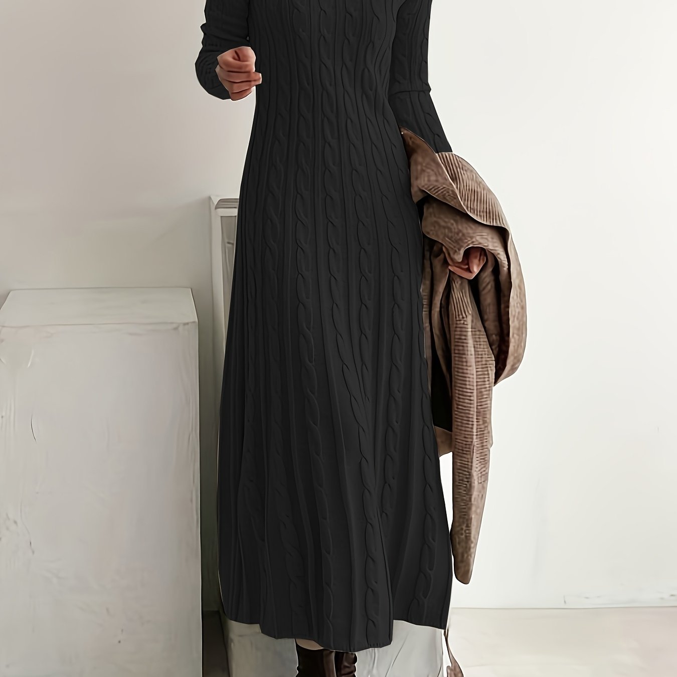 Elegant Women's Long Knit Dress - Perfect for Every Occasion