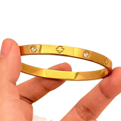 Stainless Steel Gold Bracelet Set, Nail Clover European Style, Stylish Versatile Women’s Jewelry, Daily/Office Versatile