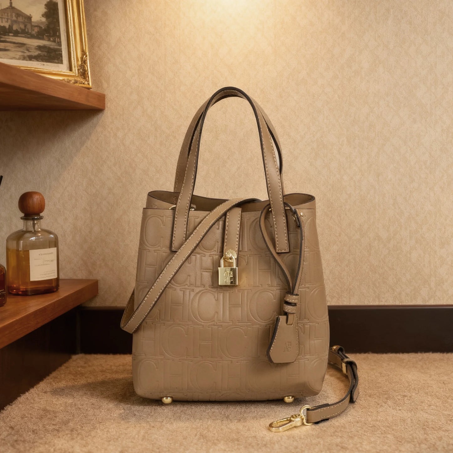 CH Embossed Ladies Crossbody Bag Letter Printing Design Ladies Handbag Large Capacity Tote Bag Elegant Temperament Ladies Should