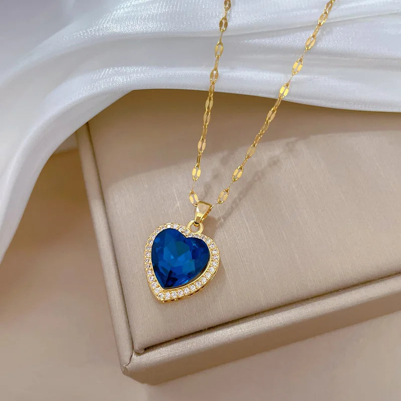Women's 316L Stainless Steel Heart-Shaped Pendant Necklace with Big Blue Zircon Fashion Clavicle Chain Jewelry Gift for Girls