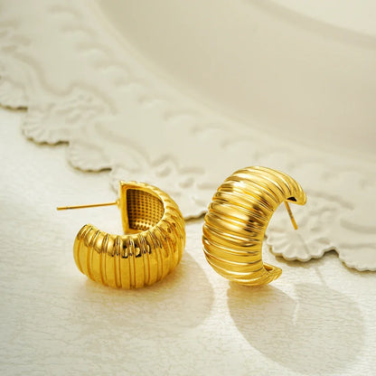Elegant Gold Chunky C Shape Hoop Earrings - Waterproof