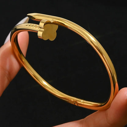 Stainless Steel Gold Bracelet Set, Nail Clover European Style, Stylish Versatile Women’s Jewelry, Daily/Office Versatile