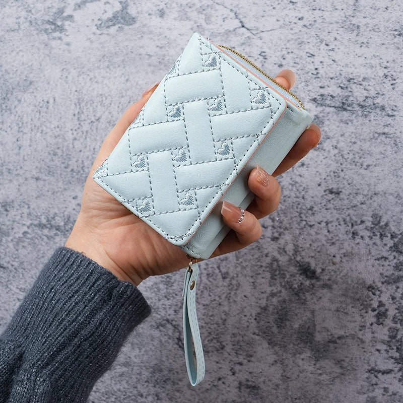 New Women's Wallet Short, Simple Embroidered Love PU Zero Wallet Multi Card Small Wallet Wallet Wallet Clip Card Bag
