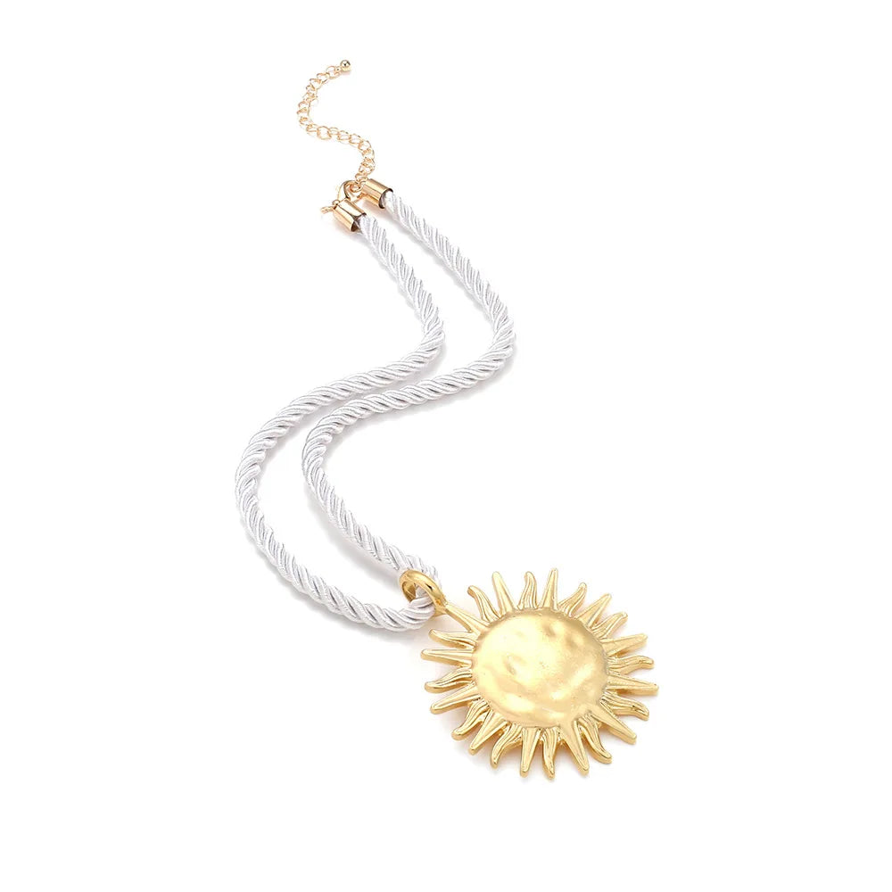 ZAA Vintage Metal Sun Flower Pendant Necklace for Women Rope Chain Collar Jewelry Beach Party Fashion Accessories Gift